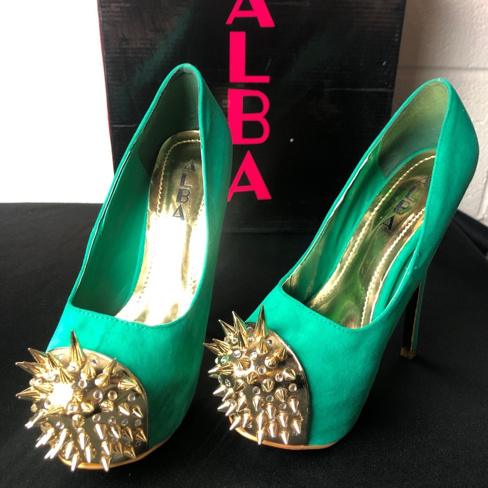 Spiked heels